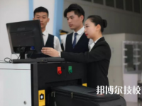 浙江2022年初中生能考轨道交通学校吗