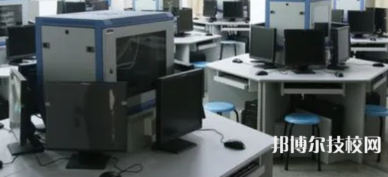 四川2022年男生上计算机学校学什么好