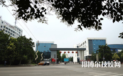 江苏2022年中专上几年