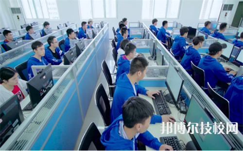 四川2022年计算机学校读出来是什么文凭