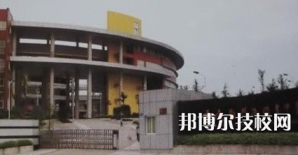 重庆2022年中专学校什么时候开学