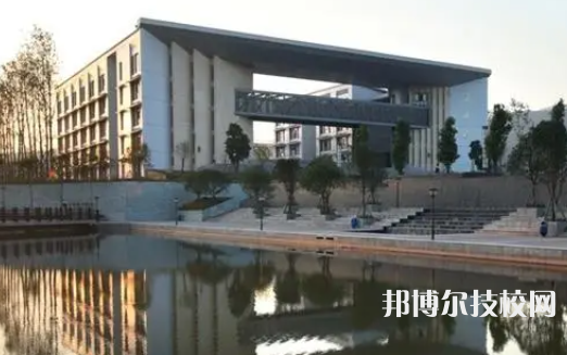 重庆2022年有什么中专学校最好