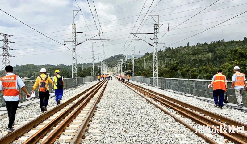 陕西2022年一般铁路学校有哪些专业