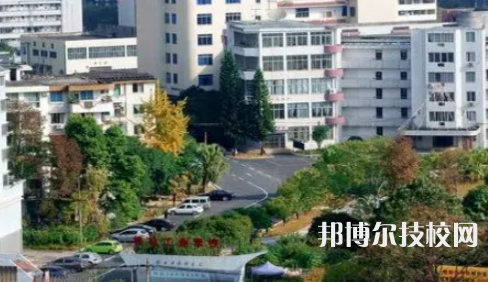 柳州医学高等专科学校附属中等卫生学校2023年有哪些专业