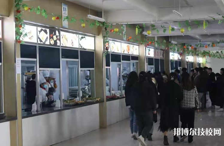 郑州平原邮电中等专业学校2023年宿舍条件