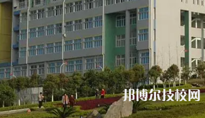 柳州市医药生物工程职业技术学校2023年报名条件、招生要求、招生对象