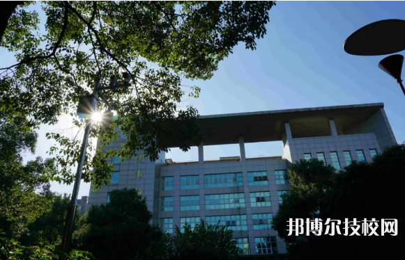 湖南安全技术职业学院2023年网站网址