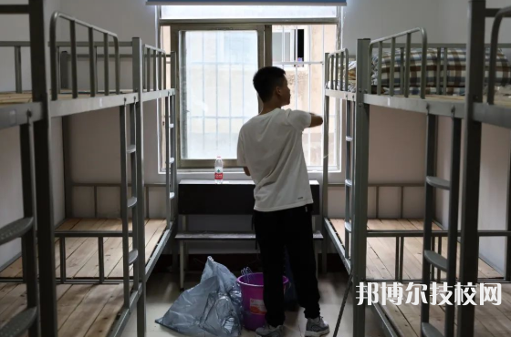 湖南省有色金属中等专业学校2023年宿舍条件 