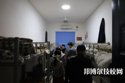 湖南省有色金属中等专业学校2023年宿舍条件 