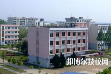 鹰潭应用工程学校是中专还是技校（中专江西鹰潭应用工程学校）