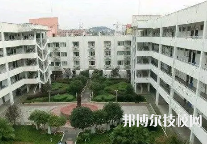 泸州卫生学校是中专还是大专（泸州卫生学校）