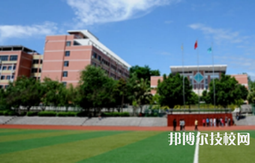 铜陵市财经学校是不是职高