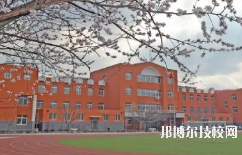 长沙航天学校是不是职高