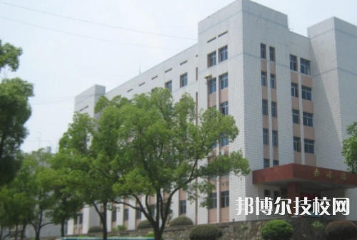 郑州轻工业学校是大专还是中专（郑州轻工业学校）