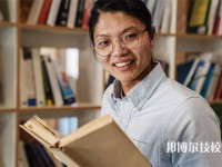 南充数控工程学校2025年招生的专业有哪些