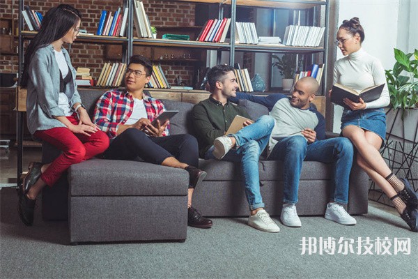 重庆工业学校2023年招生的专业有哪些