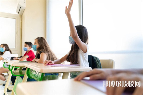 龙里中等职业学校2023年招生的专业有哪些