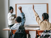 赤峰卫生学校2025年招生的专业有哪些
