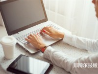 重庆旅游学校建胜分校2025年招生的专业有哪些
