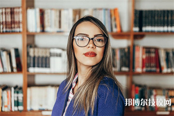 肇庆工业贸易学校2024年招生的专业有哪些