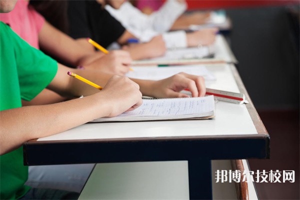 湖南芷江师范学校2024年招生的专业有哪些