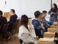 淮北工业与艺术学校2025年招生的专业有哪些