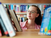 扬州旅游商贸学校2025年招生的专业有哪些